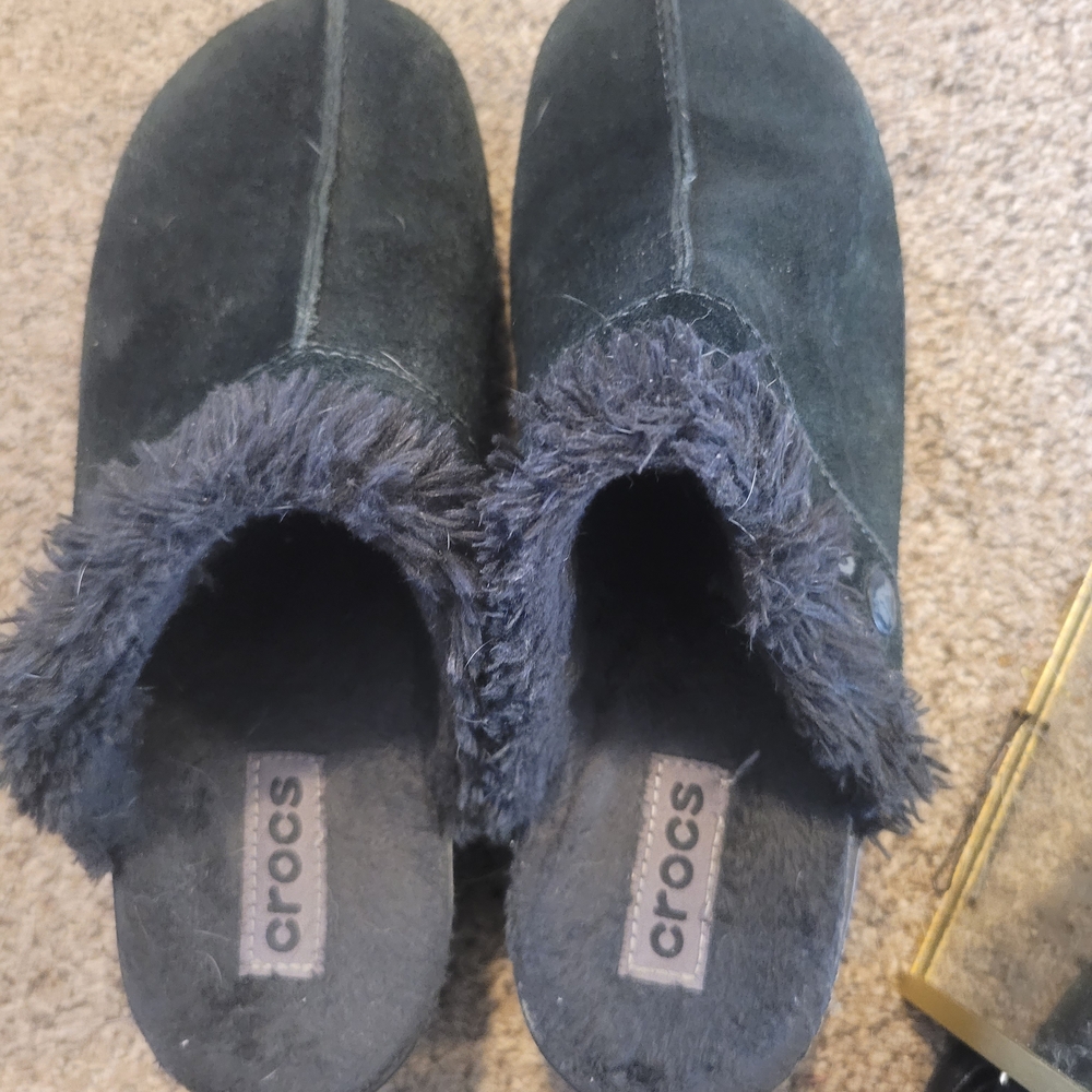 Crocs Cobbler Clogs Black Slip On Faux Fur Lined Low Heel Size 7